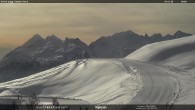 Archived image Webcam Fassatal - Moena - mountainstation of the chairlift "Campo de Cune" 09:00