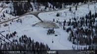 Archived image Webcam Fassatal - San Pelegrino - panorama view of the ski-piste and liftmachinery of the "San Pellegrino Pass" 07:00