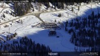 Archived image Webcam Fassatal - San Pelegrino - panorama view of the ski-piste and liftmachinery of the "San Pellegrino Pass" 09:00