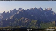 Archiv Foto Webcam Fassatal - San Pelegrino - Ankunft des Sesselliftes "Cavia-Col Margherita" 07:00