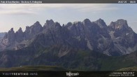 Archiv Foto Webcam Fassatal - San Pelegrino - Ankunft des Sesselliftes "Cavia-Col Margherita" 02:00