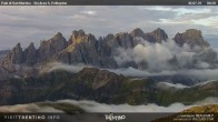 Archiv Foto Webcam Fassatal - San Pelegrino - Ankunft des Sesselliftes "Cavia-Col Margherita" 05:00
