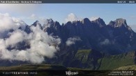Archiv Foto Webcam Fassatal - San Pelegrino - Ankunft des Sesselliftes "Cavia-Col Margherita" 07:00