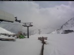Archiv Foto Webcam Adamello Ski - Valbiolo (2240m) 13:00