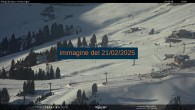 Archiv Foto Webcam Latemar: Skihütten Zischg und Ganischger 05:00