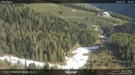 Archived image Webcam View of the Piavac slope, Alpe Lusia 07:00