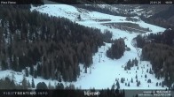 Archived image Webcam View of the Piavac slope, Alpe Lusia 17:00