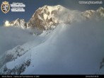 Archived image Webcam Helbronn Peak, Courmayeur 05:00
