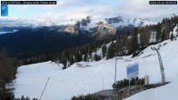 Archived image Webcam Cortina d&#39;Ampezzo: World Cup slope from Rifugio Duca d&#39;Aosta 06:00