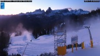 Archived image Webcam Cortina d&#39;Ampezzo: World Cup slope from Rifugio Duca d&#39;Aosta 06:00