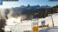 Archived image Webcam Cortina d&#39;Ampezzo: World Cup slope from Rifugio Duca d&#39;Aosta 07:00