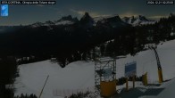 Archived image Webcam Cortina d&#39;Ampezzo: World Cup slope from Rifugio Duca d&#39;Aosta 01:00