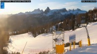 Archived image Webcam Cortina d&#39;Ampezzo: World Cup slope from Rifugio Duca d&#39;Aosta 07:00