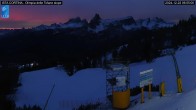 Archived image Webcam Cortina d&#39;Ampezzo: World Cup slope from Rifugio Duca d&#39;Aosta 06:00