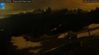 Archived image Webcam Cortina d&#39;Ampezzo: World Cup slope from Rifugio Duca d&#39;Aosta 18:00