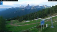 Archived image Webcam Cortina d&#39;Ampezzo: World Cup slope from Rifugio Duca d&#39;Aosta 06:00