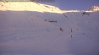 Archived image Webcam Ohau Snowfields - Snow Mat Slope 09:00