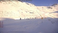 Archived image Webcam Ohau Snowfields - Snow Mat Slope 11:00
