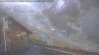 Archiv Foto Webcam Ohau Snowfields: Blick auf die Skihütte 09:00