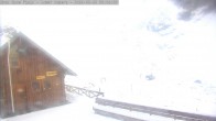 Archived image Webcam Ohau Snowfields - Daylodge 07:00