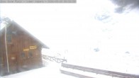 Archived image Webcam Ohau Snowfields - Daylodge 09:00