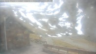 Archiv Foto Webcam Ohau Snowfields: Blick auf die Skihütte 13:00