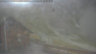 Archiv Foto Webcam Ohau Snowfields: Blick auf die Skihütte 17:00