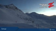 Archived image Webcam Tux: View Rastkogel mountain 06:00