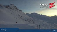 Archived image Webcam Tux: View Rastkogel mountain 07:00