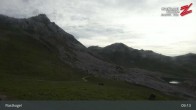 Archived image Webcam Tux: View Rastkogel mountain 08:00