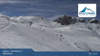 Archived image Webcam Kitzsteinhorn Kaprun: Alpine Centre 14:00