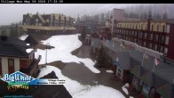 Archiv Foto Webcam Big White Ski Resort Kids Center 16:00