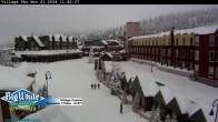 Archiv Foto Webcam Big White Ski Resort Kids Center 13:00