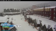 Archived image Webcam Big White Ski Resort Kids Center 11:00