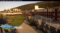 Archiv Foto Webcam Big White Ski Resort Kids Center 06:00