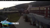 Archiv Foto Webcam Big White Ski Resort Kids Center 18:00