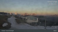 Archived image Webcam Sannerslochgrat - Top station Chaltebrunnen 05:00