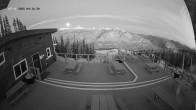 Archiv Foto Webcam Revelstoke Mountain Resort: Mackenzie Outpost 04:00