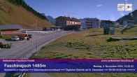 Archived image Webcam Faschina Pass, base station "Stafelalpbahn" 13:00