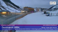 Archived image Webcam Faschina Pass, base station "Stafelalpbahn" 05:00