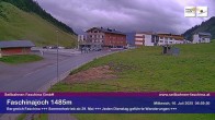 Archived image Webcam Faschina Pass, base station "Stafelalpbahn" 06:00