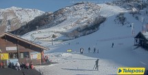 Archived image Webcam Base station of the Cabainaira skilift 13:00