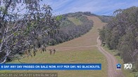 Archived image Webcam Mt Buller - Slope Little Buller Spur 13:00