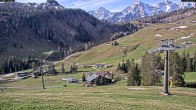 Archiv Foto Webcam Almenwelt Lofer: Kinderbereich und Talstation Family Express 07:00