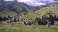 Archiv Foto Webcam Almenwelt Lofer: Kinderbereich und Talstation Family Express 10:00