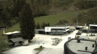 Archiv Foto Webcam Almenwelt Lofer: Blick auf die Talstation der Almbahn 1 13:00