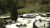 Archiv Foto Webcam Almenwelt Lofer: Blick auf die Talstation der Almbahn 1 13:00