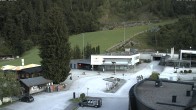 Archiv Foto Webcam Almenwelt Lofer: Blick auf die Talstation der Almbahn 1 00:00