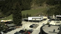 Archiv Foto Webcam Almenwelt Lofer: Blick auf die Talstation der Almbahn 1 04:00