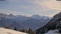 Archived image Webcam Lofer: View to the Alps of Berchtesgaden 09:00